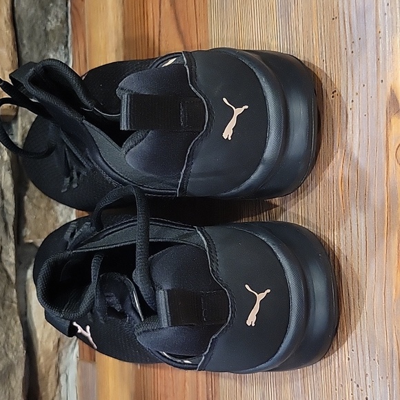 Puma sneakers - Picture 6 of 8